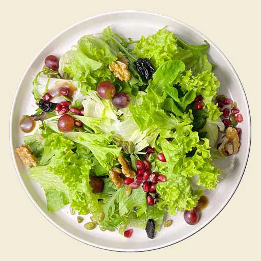 Cherry spinach salad